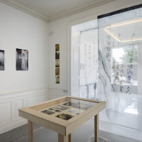 Installation view, »Disappearing Body – Becoming Tsujimura. © Malle Madsen, courtesy Heirloom and Bluestockings  