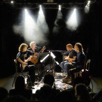 Niels Rønsholdt performed his new album »Aftermath« for three guitars and a bass. © Spor Festival