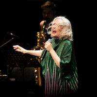 Jennifer Walshe and Ensemble Nikel. © Camille Blake