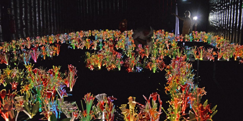 Den portugisiske kunstner Joana Vasconcelos installation 'Giardino dell'Eden'