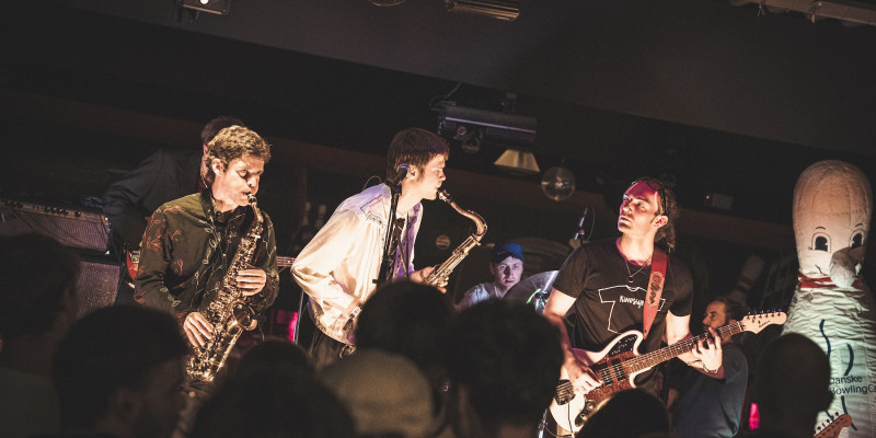 Bandet Nausia i Aarhus Bowlingcenter under Spot Festival. © Anton Schmidt 
