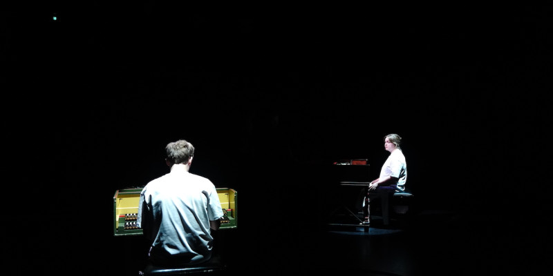 © Neliko Pantsulaia