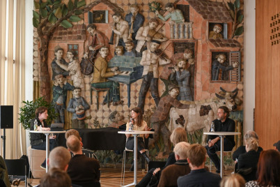 Sune Anderberg, Anna Ullman og Thomas Michelsen på DKDM. © Alexander Banck-Petersen Sune Anderberg, Anna Ullman og Thomas Michelsen på DKDM. © Alexander Banck-Petersen